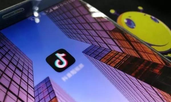 抖音遭举报后果严重！（发生这些事情后，你需要警惕！）